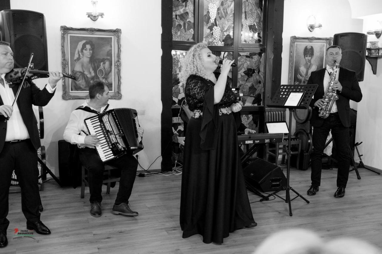 Crama Haiducilor Cluj-Napoca Ngoại thất bức ảnh
